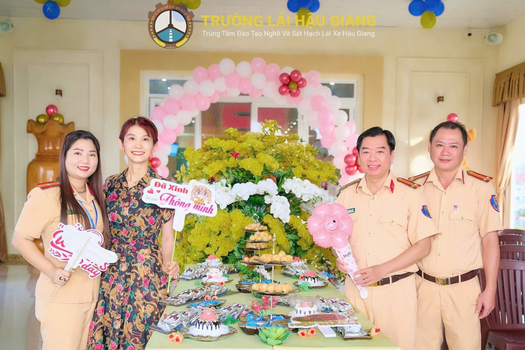 //www.truonglaihaugiang.com/files/images/20-10-2025.jpg?v=1.0